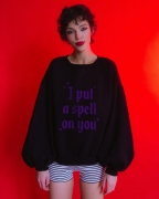 czarna-bluza-madame-i-put-a-spell-on-you-gwp-brand-2.jpg